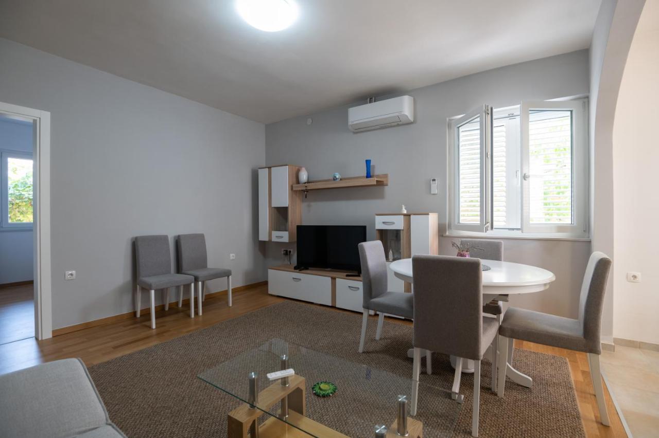 Modern Apartment Edda - Quiet Area - Close To Old Town And Beaches Zadar Exterior photo