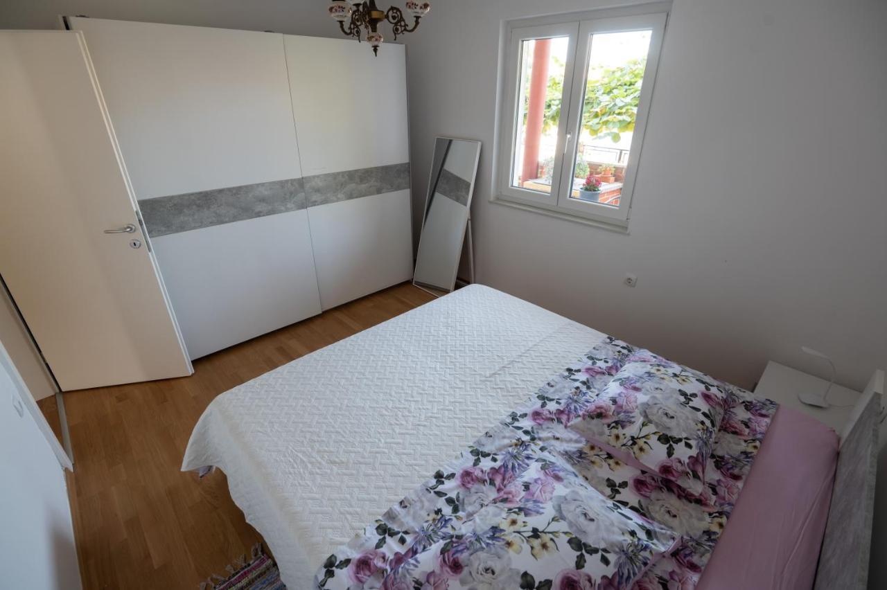 Modern Apartment Edda - Quiet Area - Close To Old Town And Beaches Zadar Exterior photo