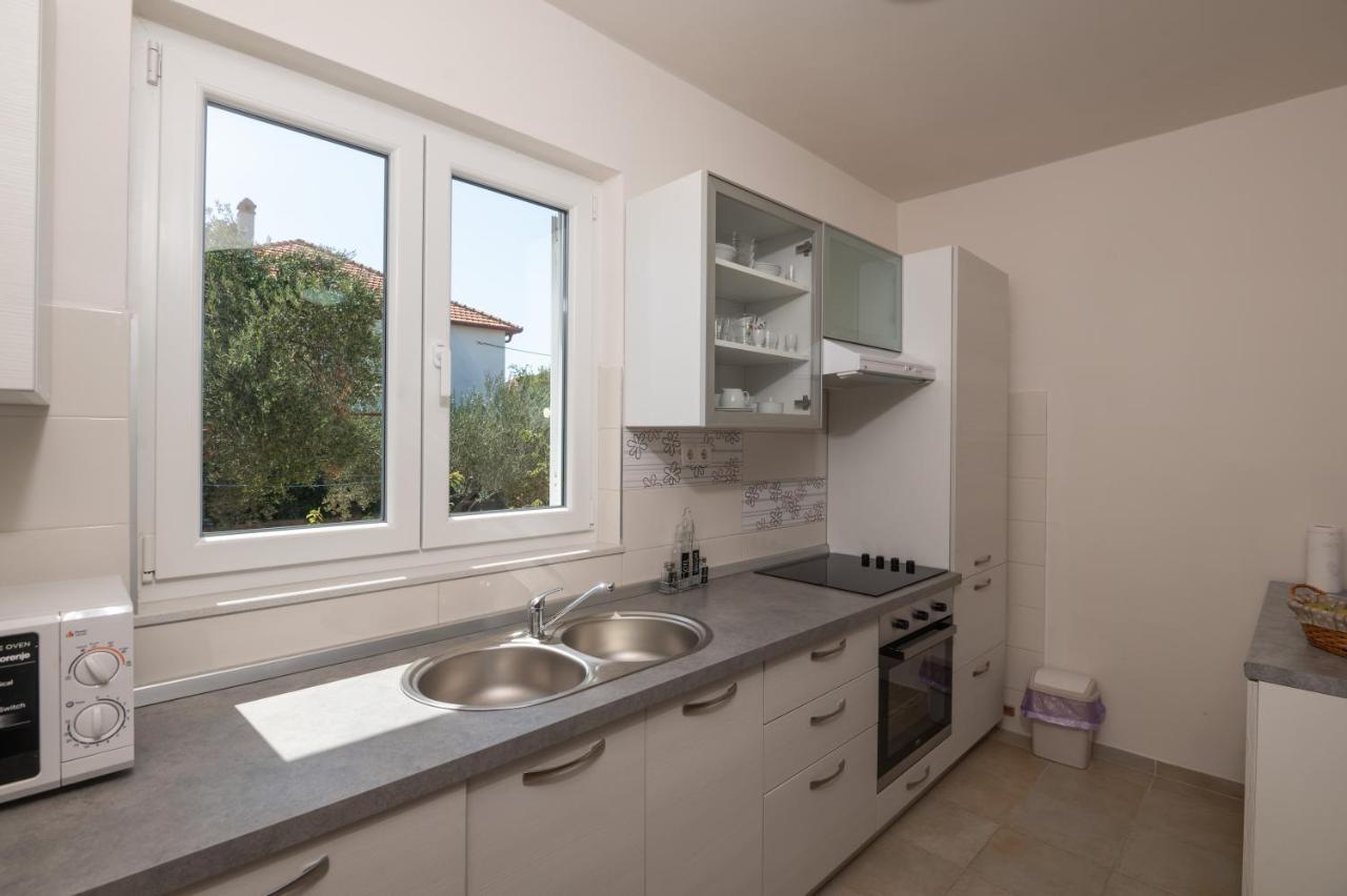 Modern Apartment Edda - Quiet Area - Close To Old Town And Beaches Zadar Exterior photo