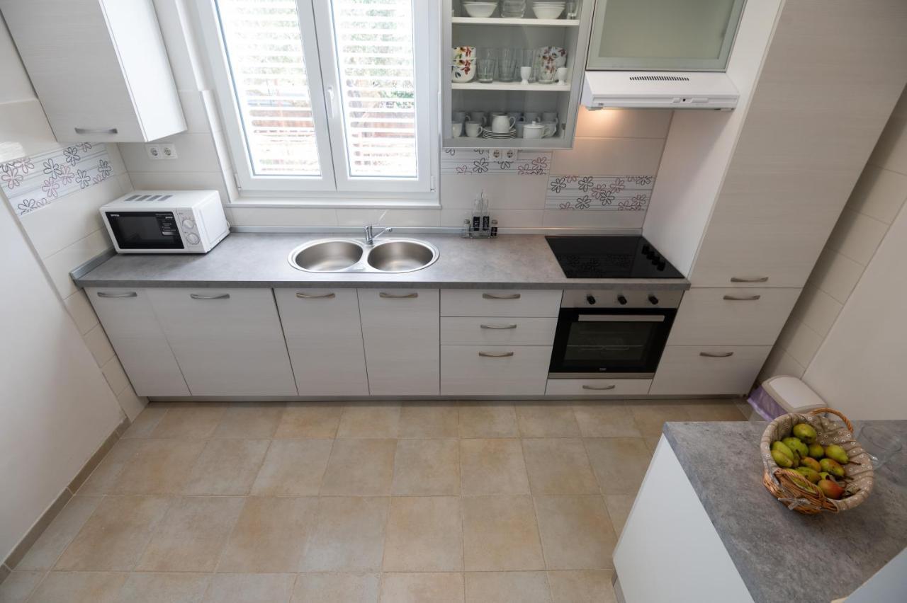 Modern Apartment Edda - Quiet Area - Close To Old Town And Beaches Zadar Exterior photo