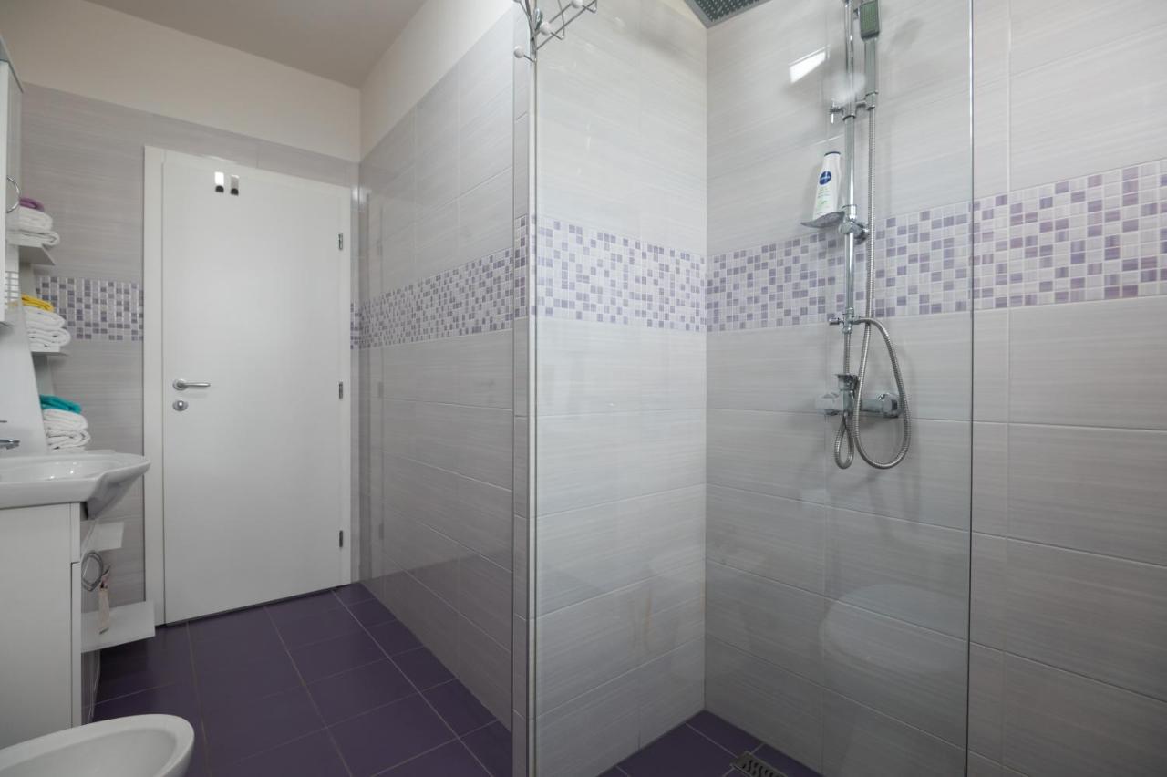 Modern Apartment Edda - Quiet Area - Close To Old Town And Beaches Zadar Exterior photo